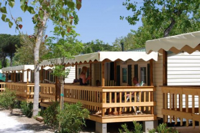 Chalet 4 or 6 persons Toscana Viareggio Camping Bosco Verde Italië